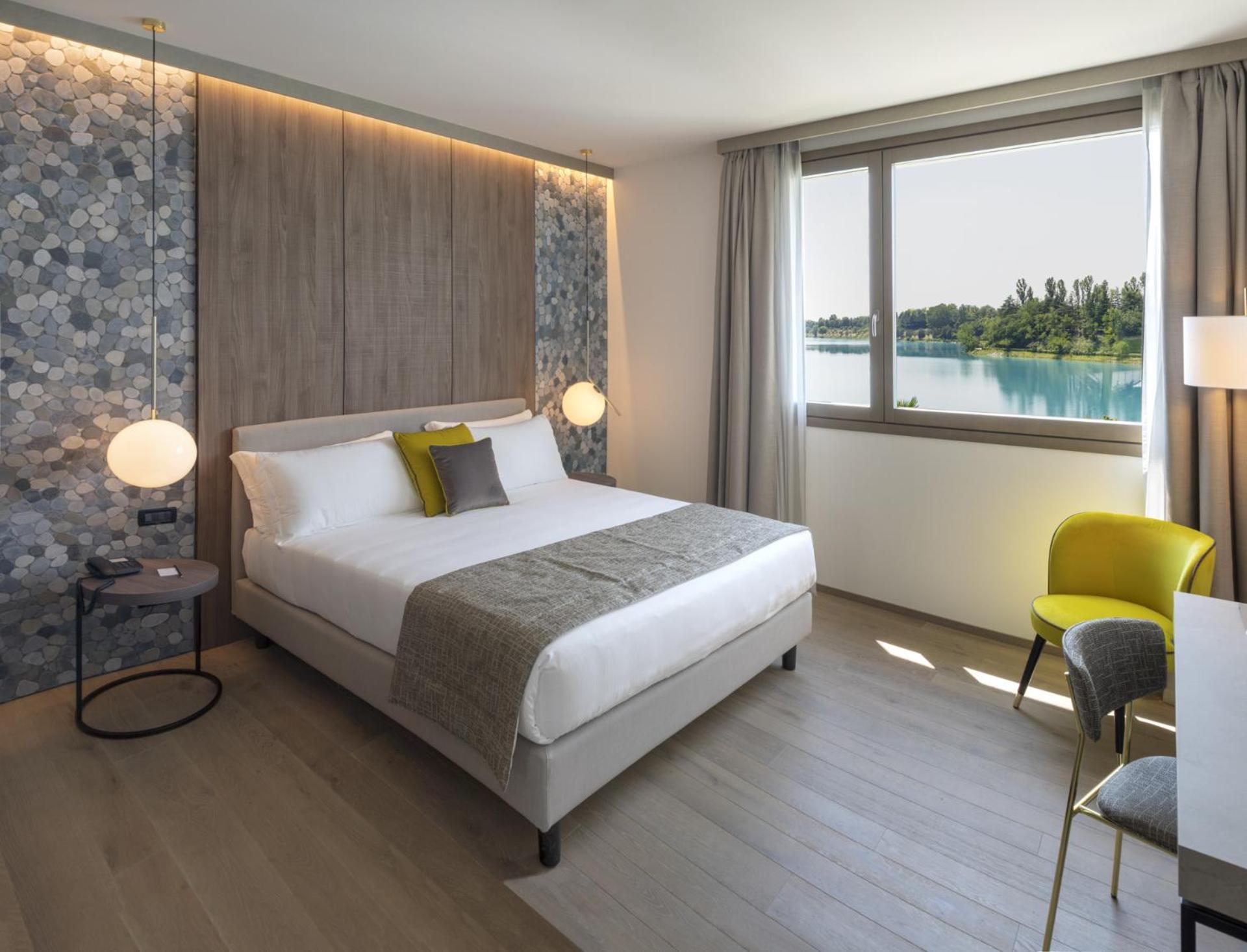 Deluxe Room,1302421165:JPEG